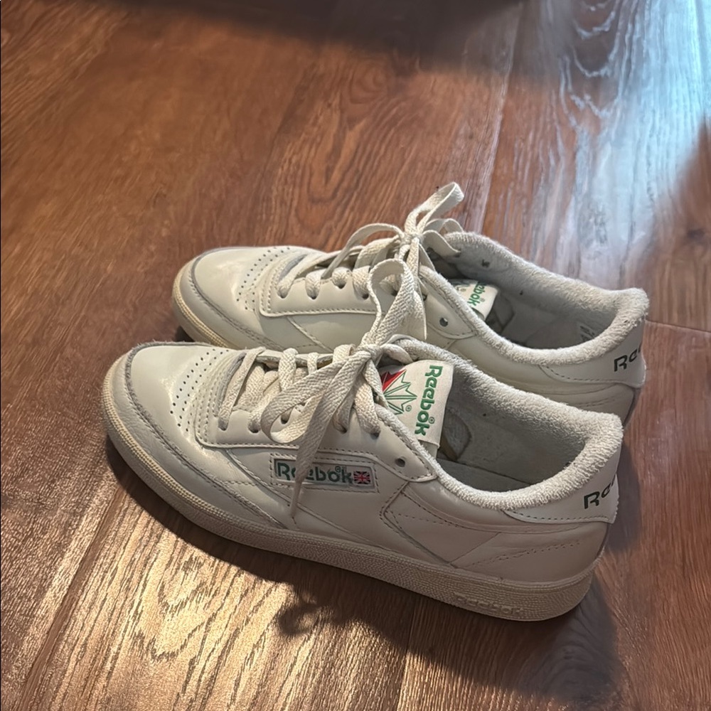 Reebok women’s Classic White Sneakers